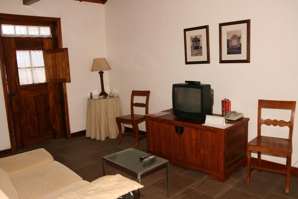 Quinta Dos Figos "5 Trevos Gold" Villa Praia da Vitória Szoba fotó